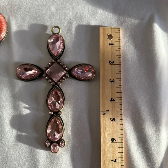 Kirkland Signature Pink and Gold Cross Ornament w/ Pink Stand - Picture 7 of 16